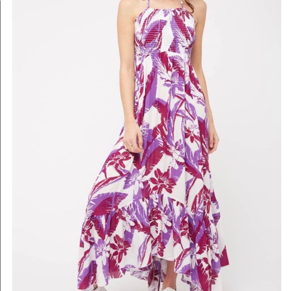 FREE PEOPLE
HEAT WAVE PRINTED SMOCKED MAXI